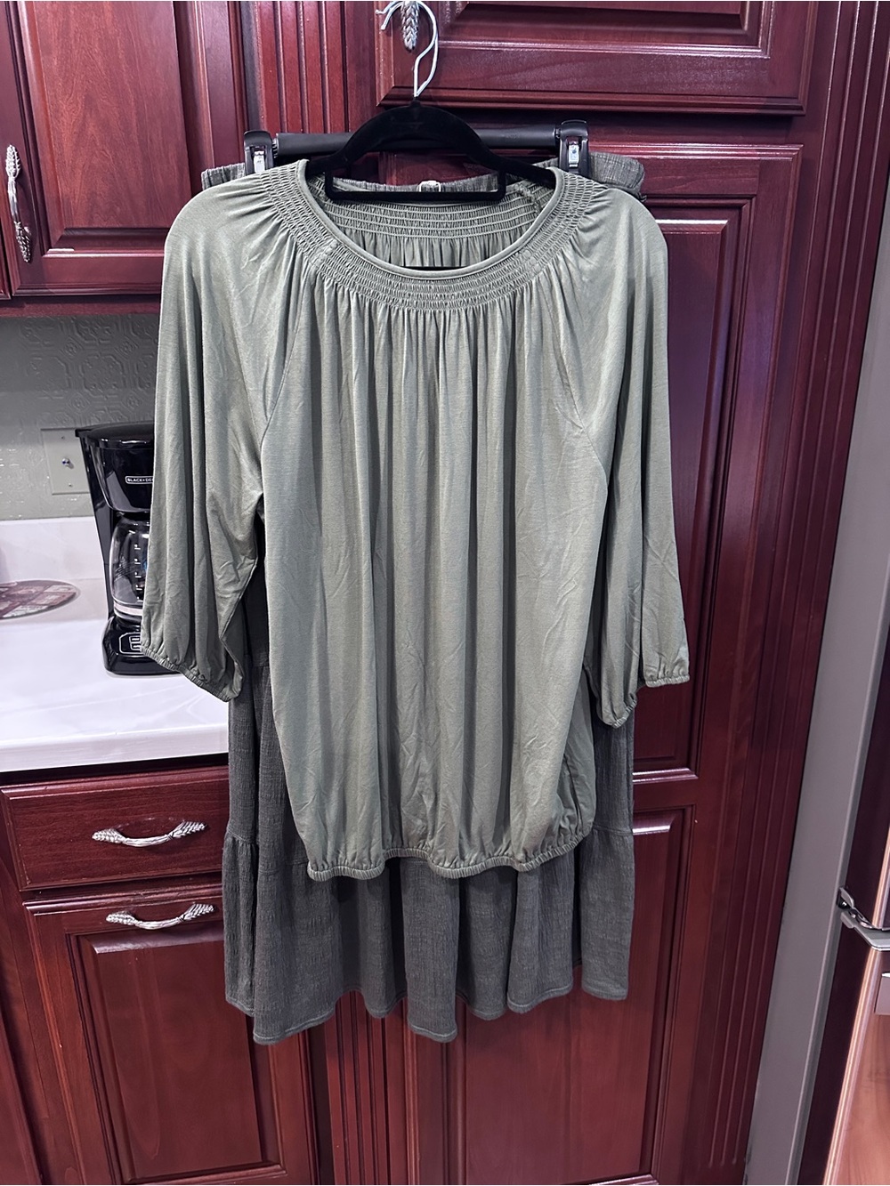 New!  - Max Studio skirt and top fits like L/XL - go by measurements below